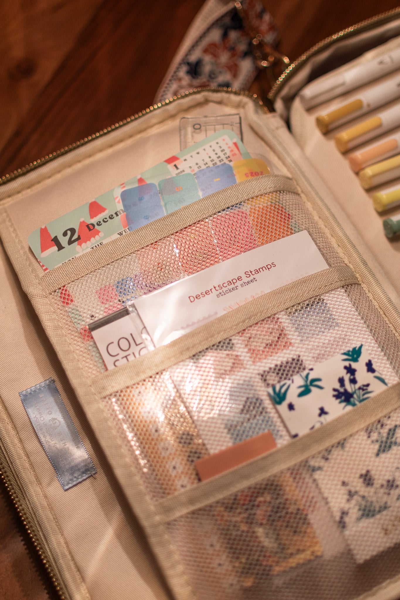 B5ノートもスッポリ収まる手帳バッグ | 刺繍ショルダーバッグ
