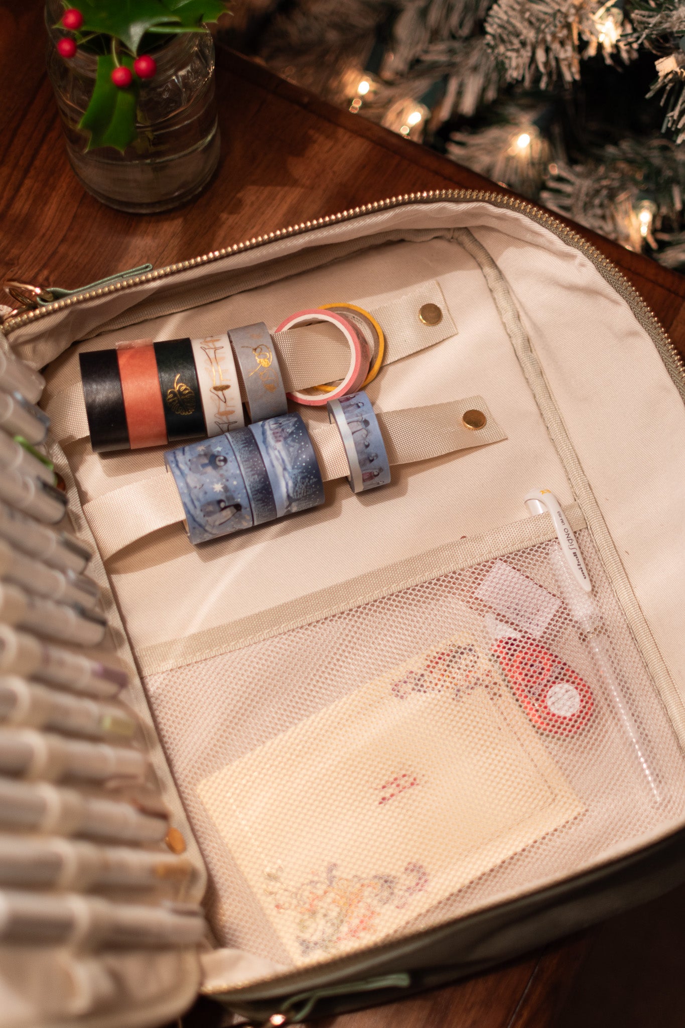 B5ノートもスッポリ収まる手帳バッグ | 刺繍ショルダーバッグ